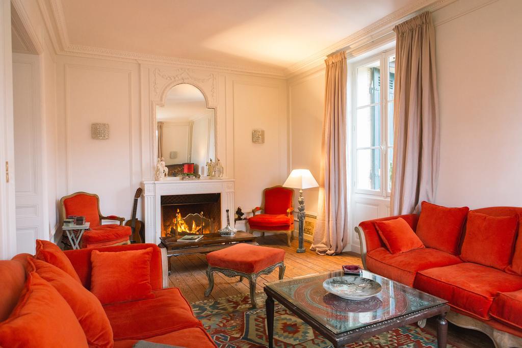 Отель Domaine Du Val D'Atur Экстерьер фото